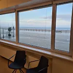 Apartmán Frontaal Gelijkvloers Seaview 80m² 2 Slp *