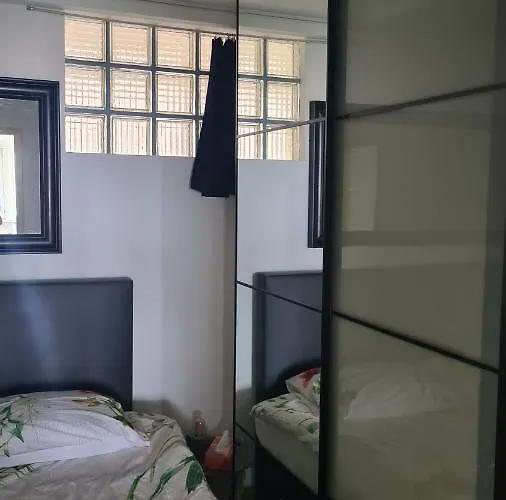 Frontaal Gelijkvloers Seaview 80m² 2 Slp Apartment Ostend